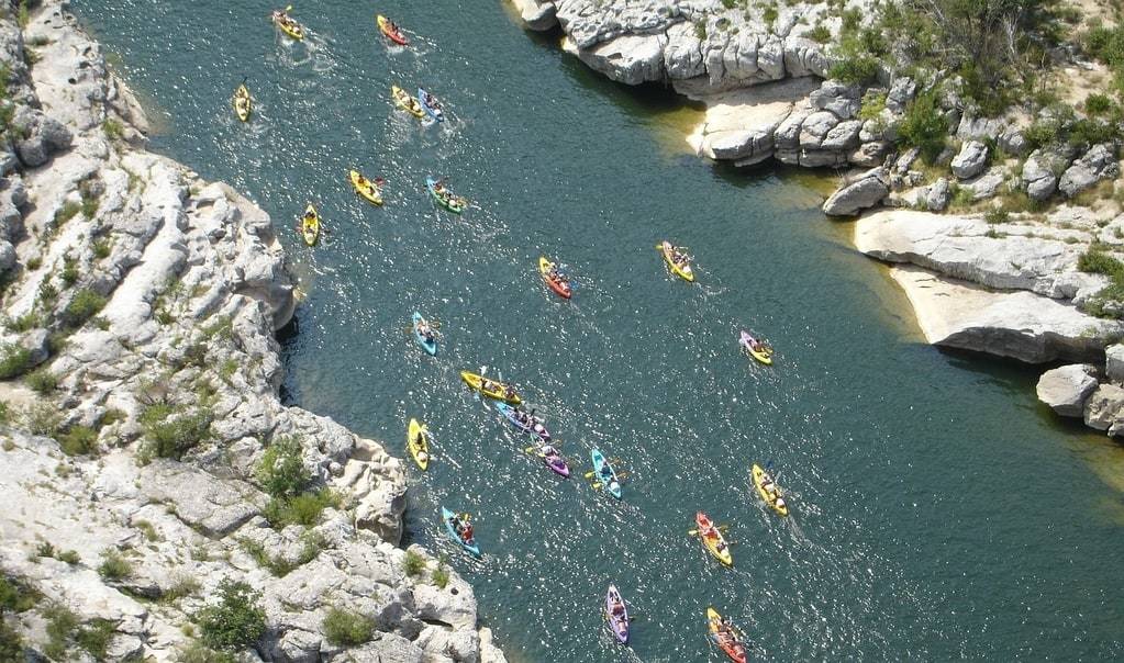 Une grotte en Ardèche à visiter en famille ou entre amis